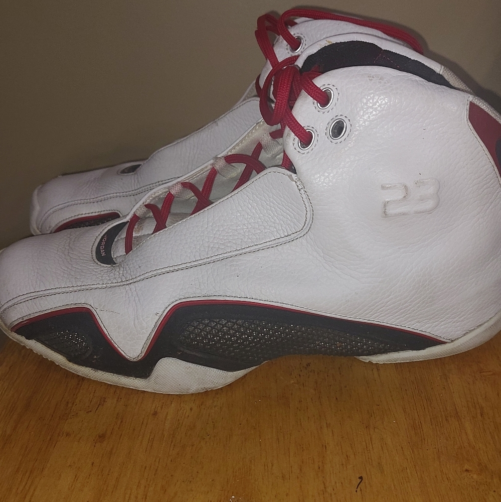 Men's Jordan's XXI Retro 21 Size 13